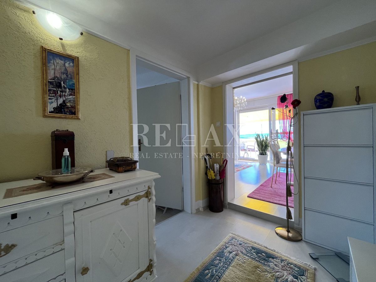 CRIKVENICA - Center mesta, stanovanje druga vrsta od morja