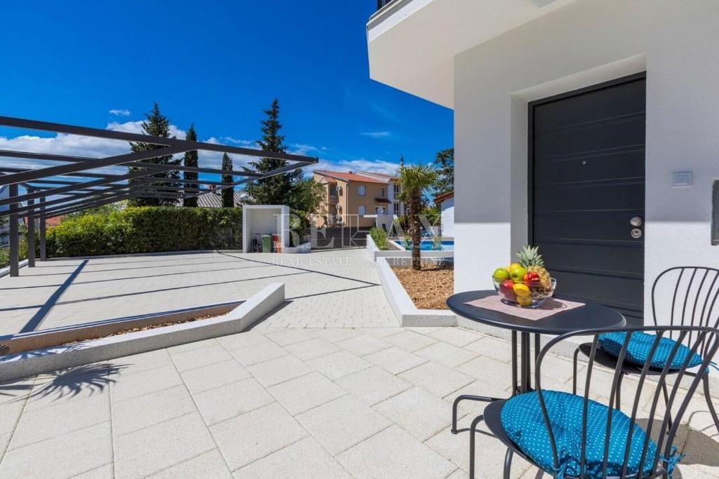 Crikvenica, Dramalj - luksuzna hiša s pogledom na morje