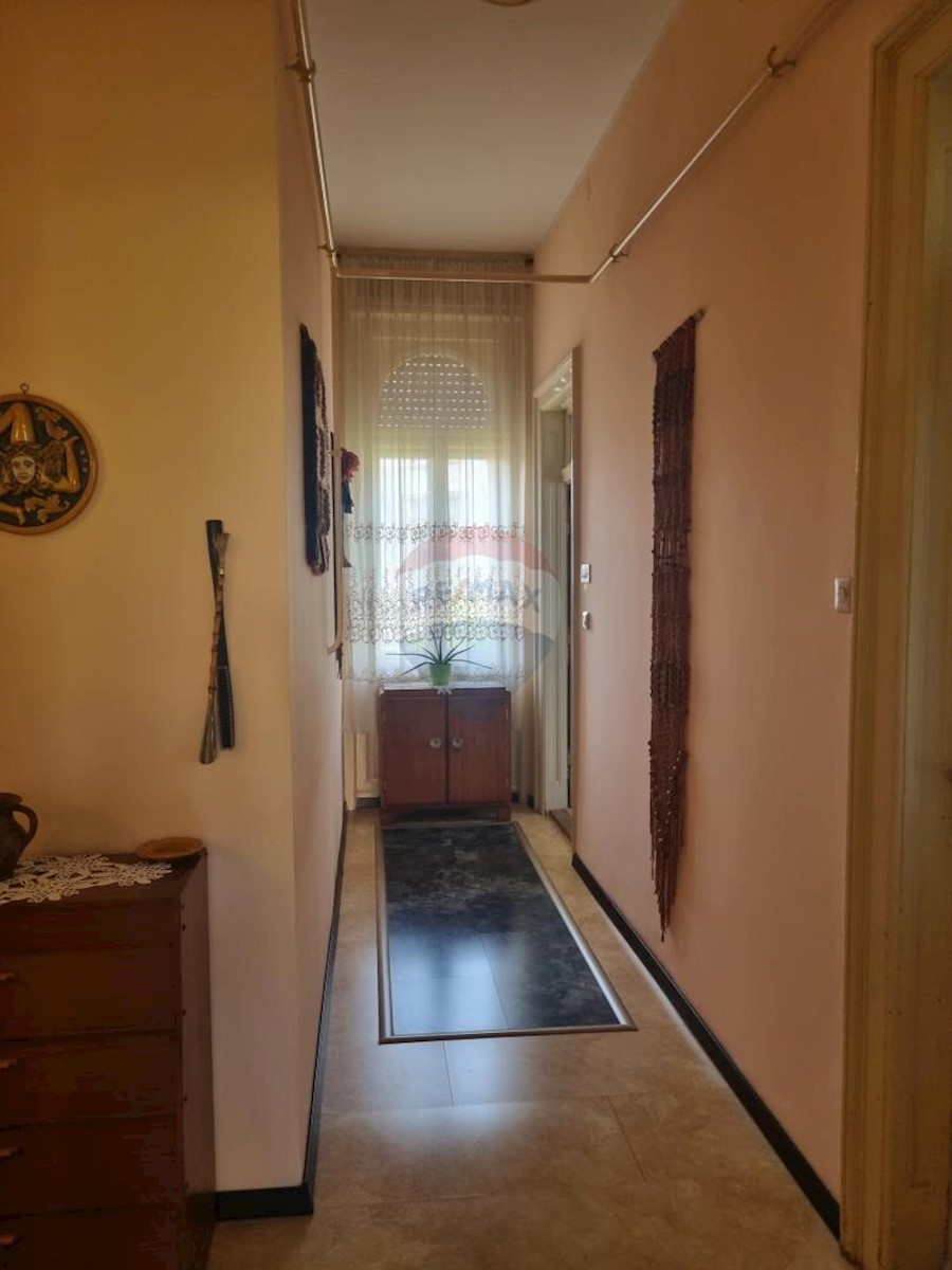 Stanovanje/Apartma Centar, Pula, 161m2