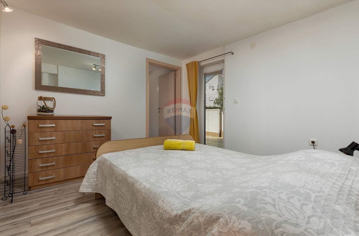 Hiša Medulin, 900m2