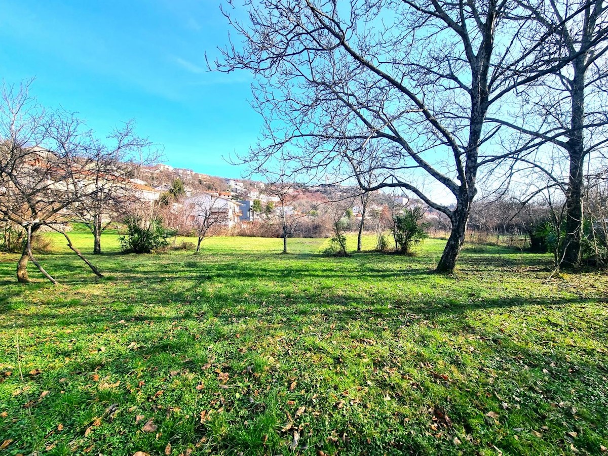 Stavbno zemljišče Belići, Kastav, 1.000m2