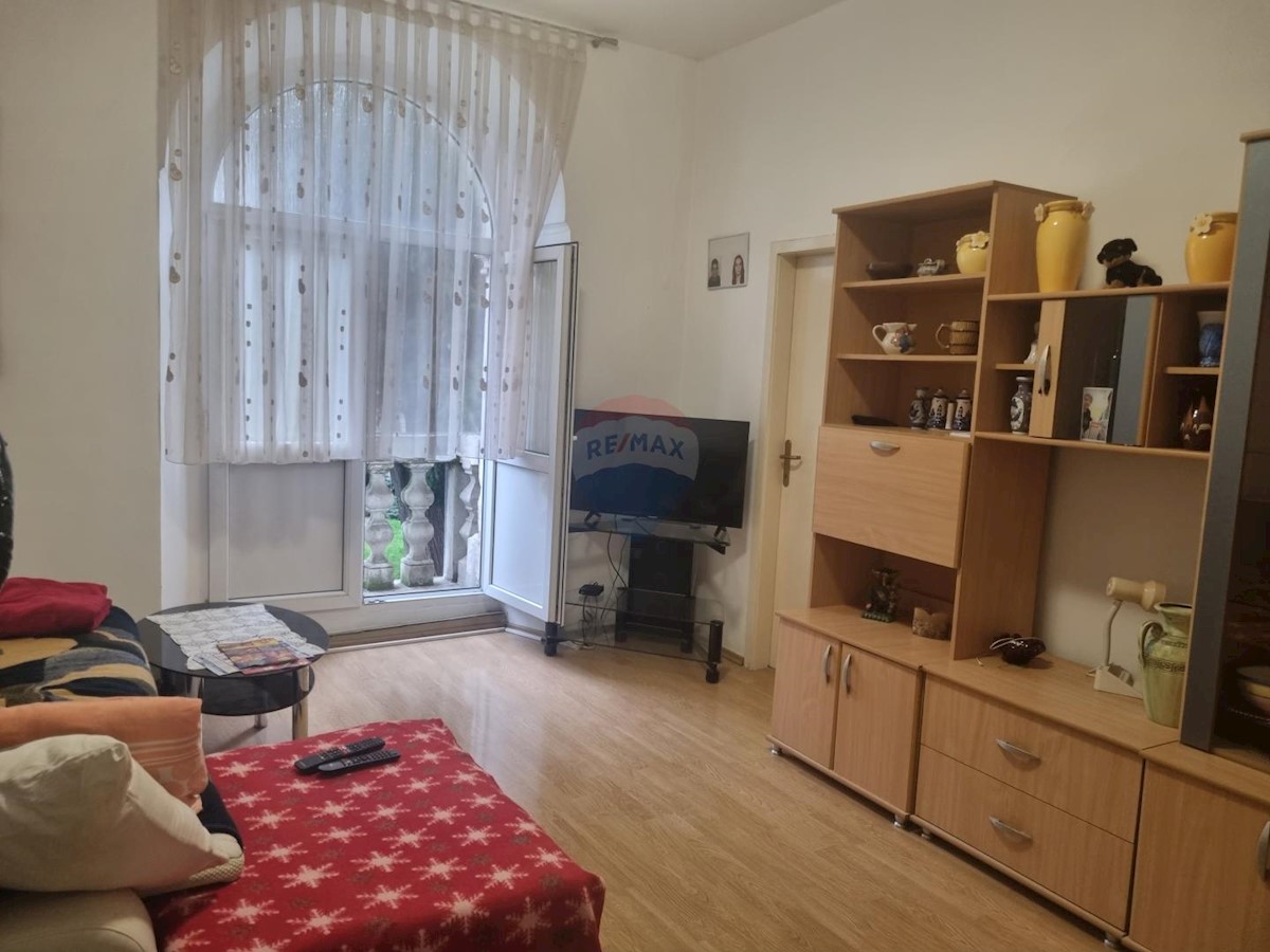 Stanovanje/Apartma Centar, Pula, 66,86m2