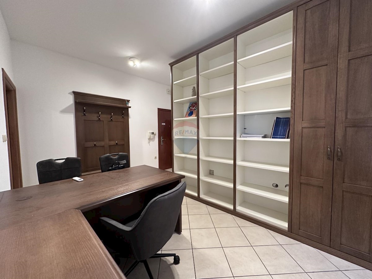 Stanovanje/Apartma Centar, Pula, 40m2