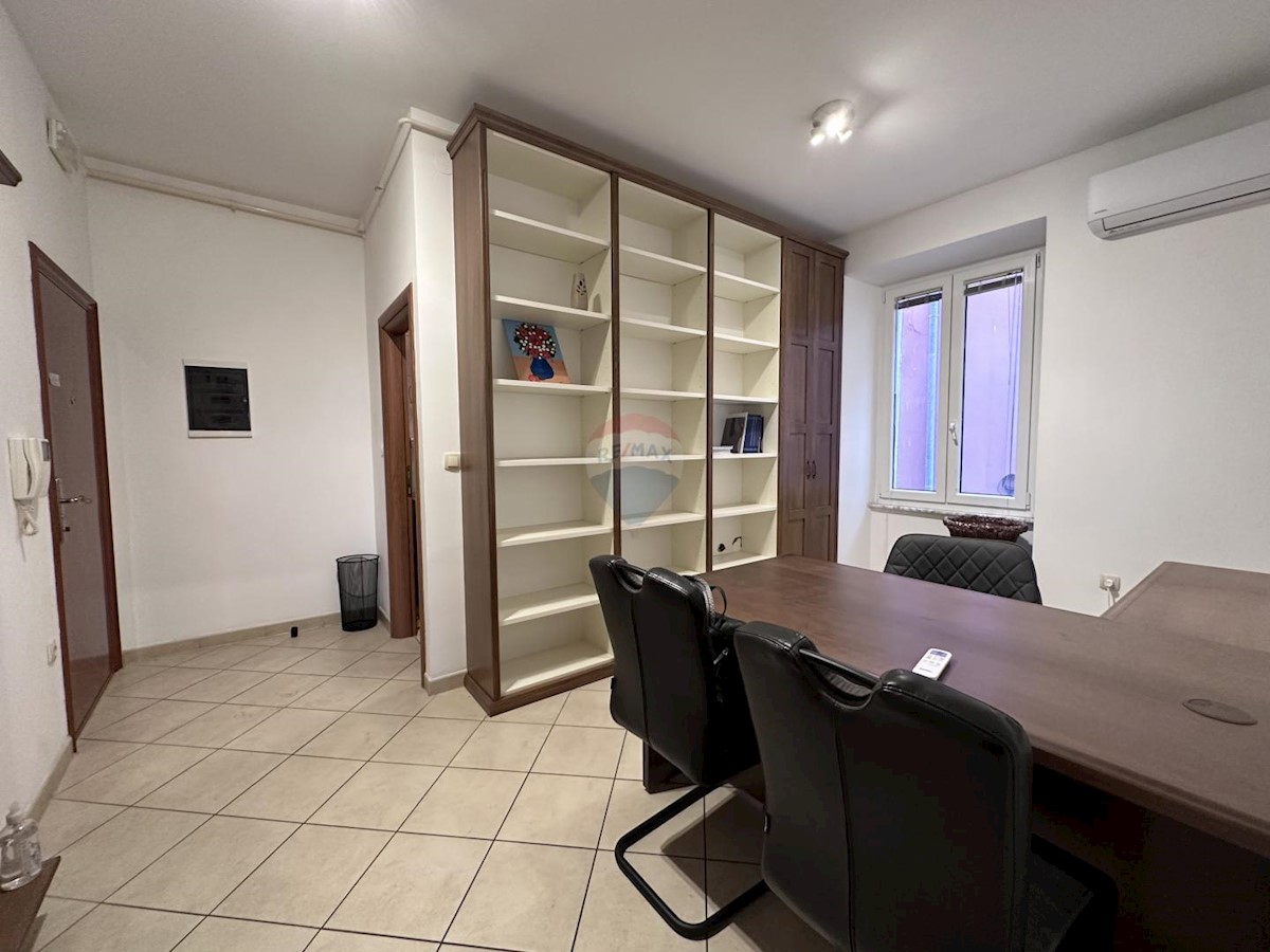 Stanovanje/Apartma Centar, Pula, 40m2