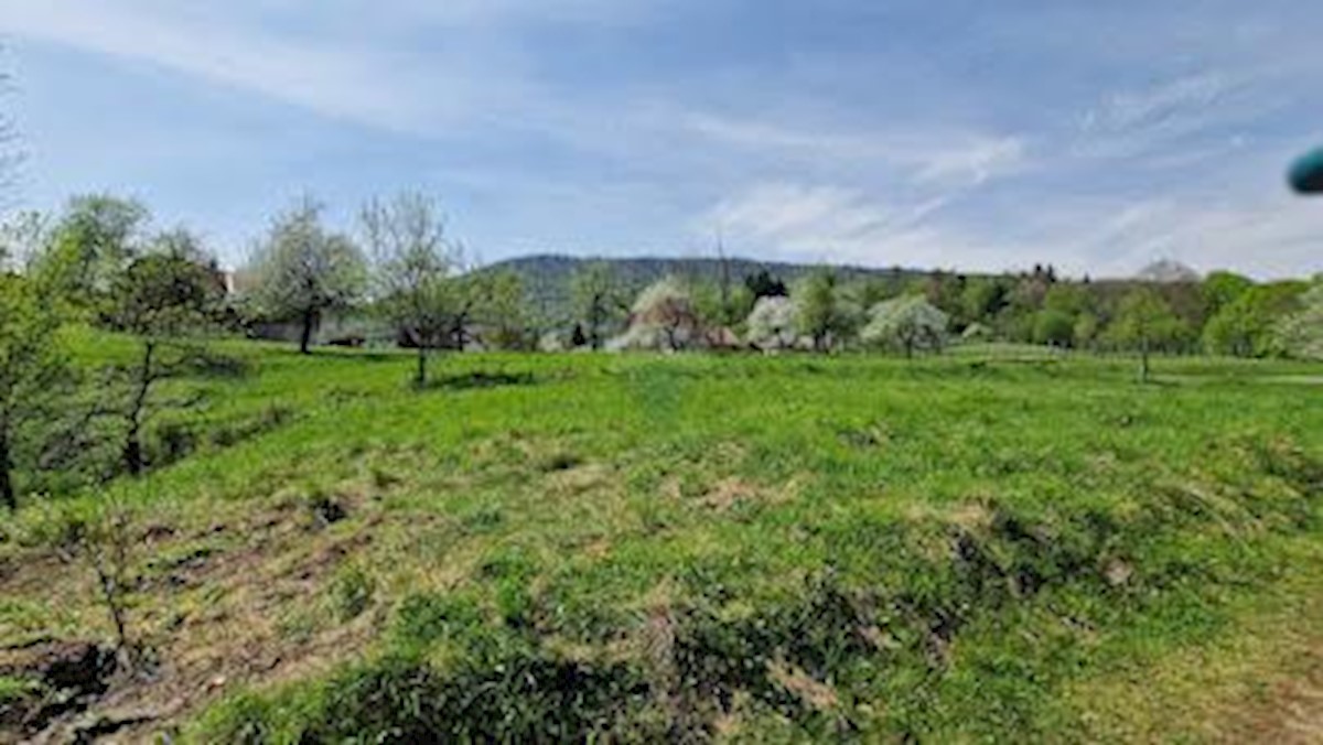 Stavbno zemljišče Vrbovsko, 1.300m2