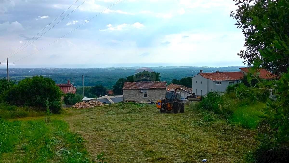 Stavbno zemljišče Valentići, Kaštelir-Labinci, 779m2