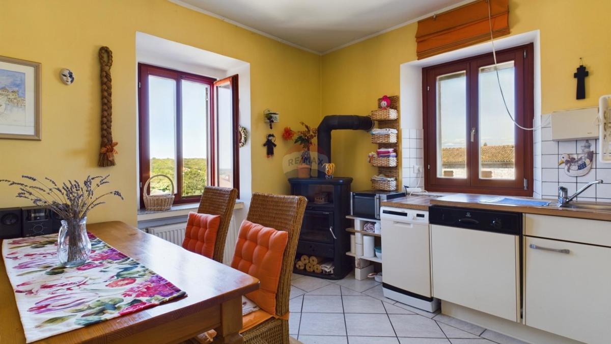 Stanovanje/Apartma Sveti Lovreč, 67m2