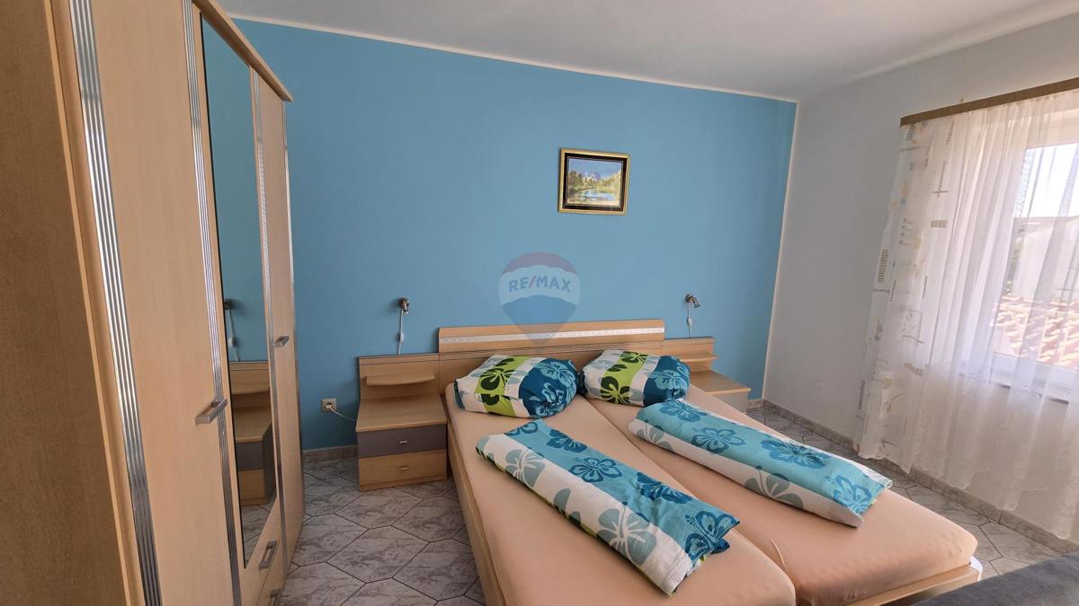 Hiša Vodice, 397m2