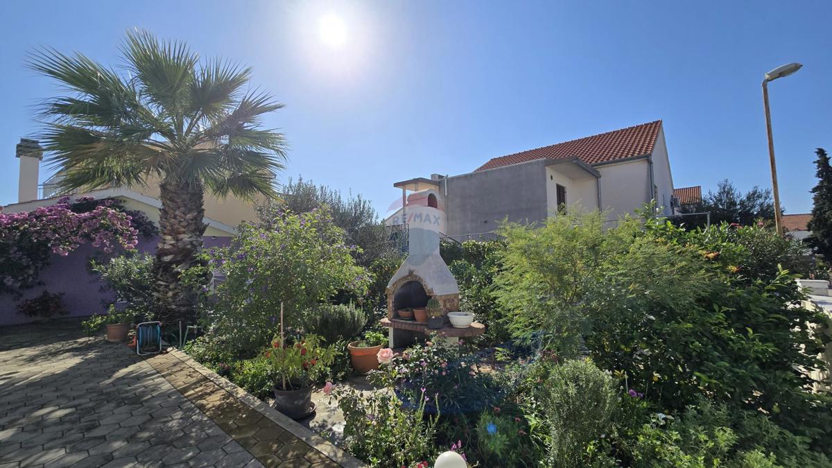 Hiša Vodice, 397m2