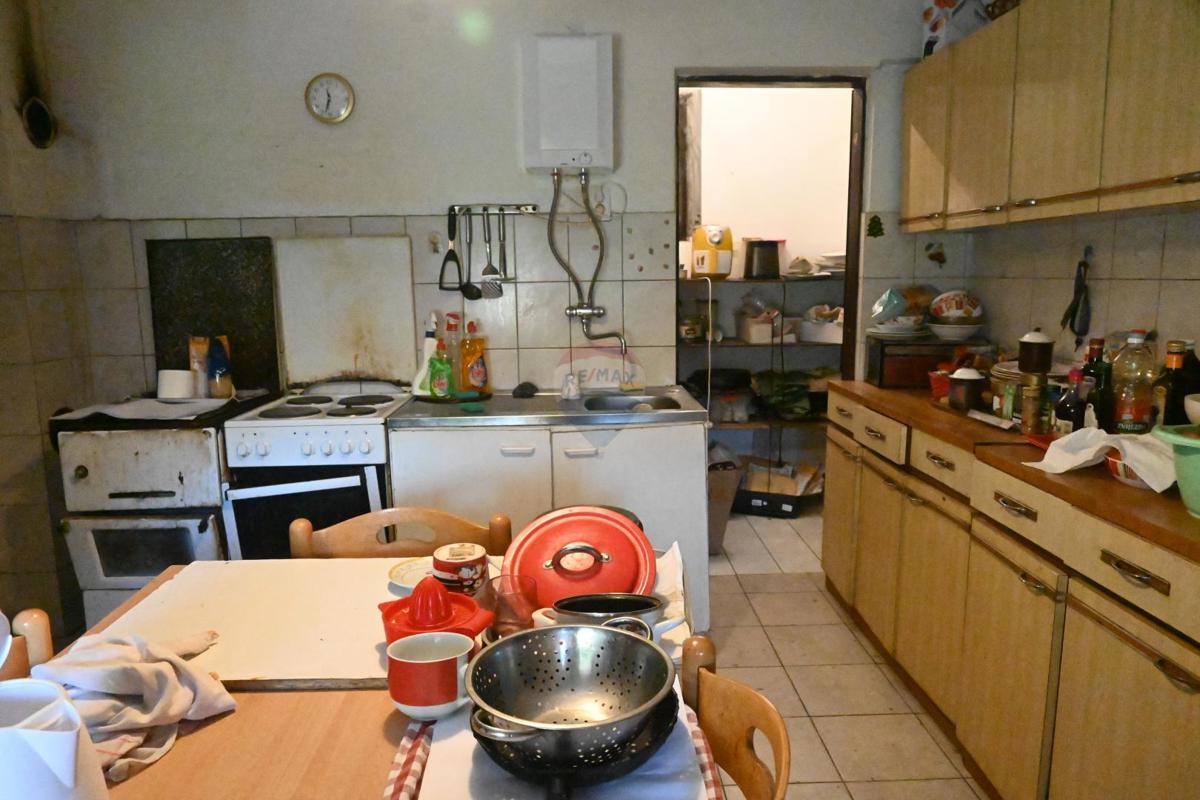 Hiša Jankomir, Stenjevec, 100m2