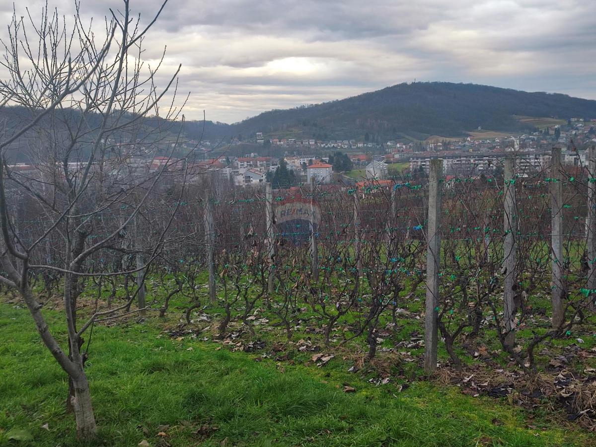 Stavbno zemljišče Duga Resa, 1.930m2