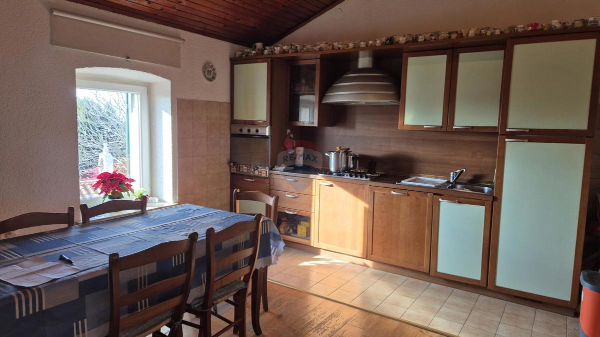Hiša Kanfanar, 310m2