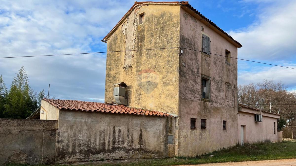 Hiša Nova Vas, Poreč, 270m2