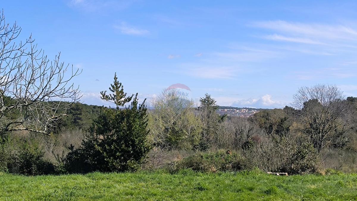 Stavbno zemljišče Premantura, Medulin, 1.492m2