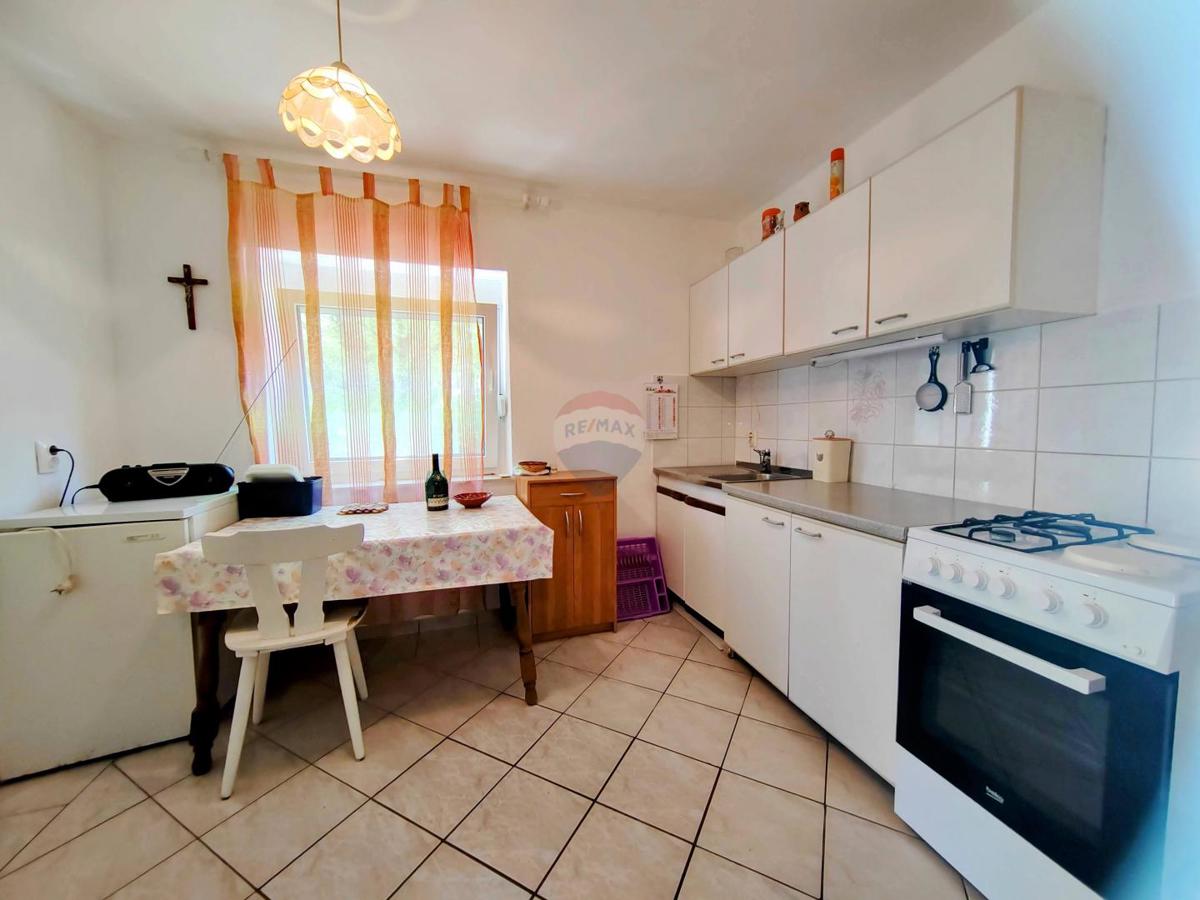 Hiša Dobrinj, 101m2