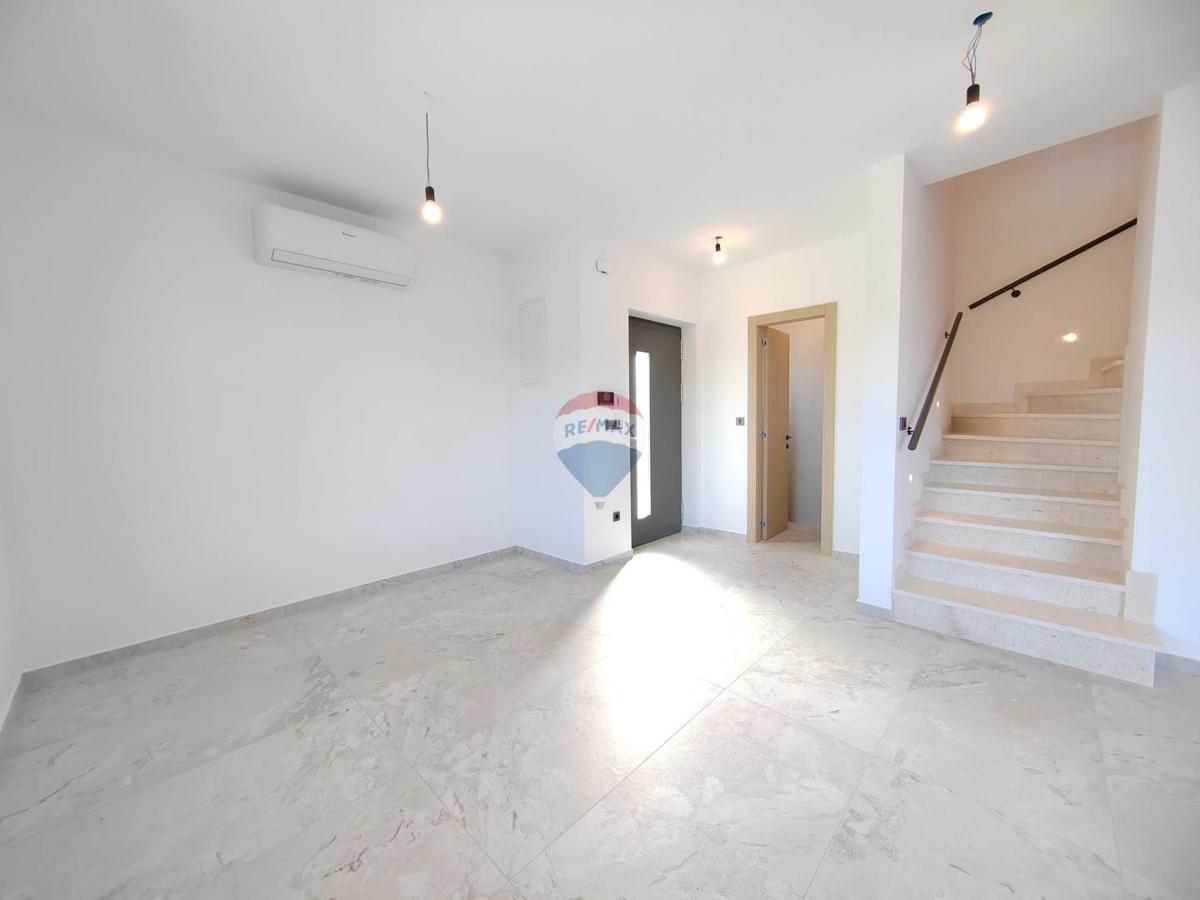 Hiša Malinska, Malinska-Dubašnica, 111m2