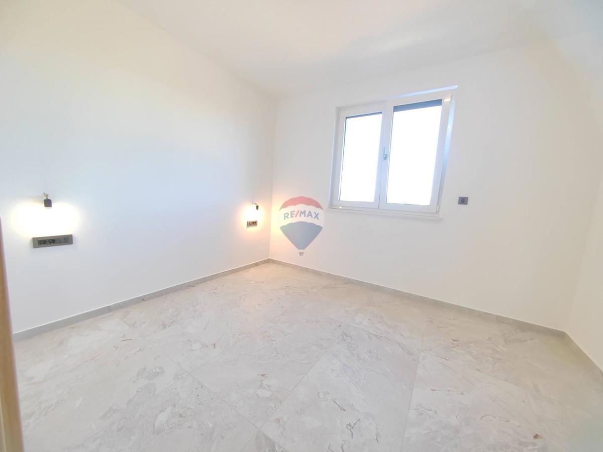 Hiša Malinska, Malinska-Dubašnica, 111m2