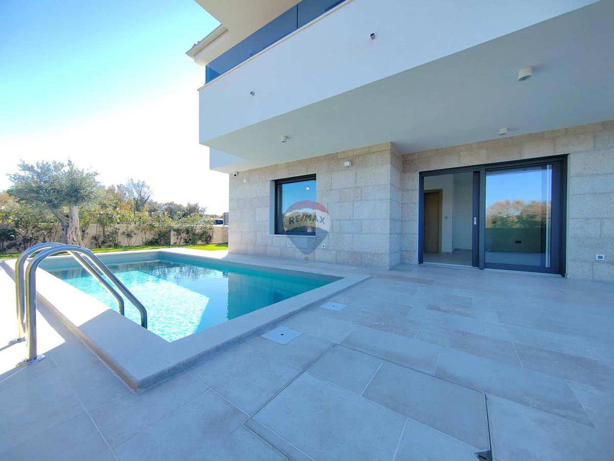 Hiša Malinska, Malinska-Dubašnica, 111m2