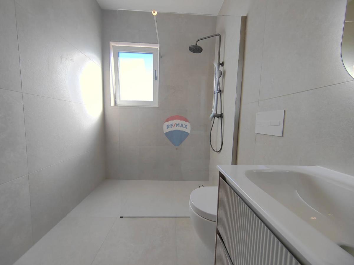 Hiša Malinska, Malinska-Dubašnica, 111m2