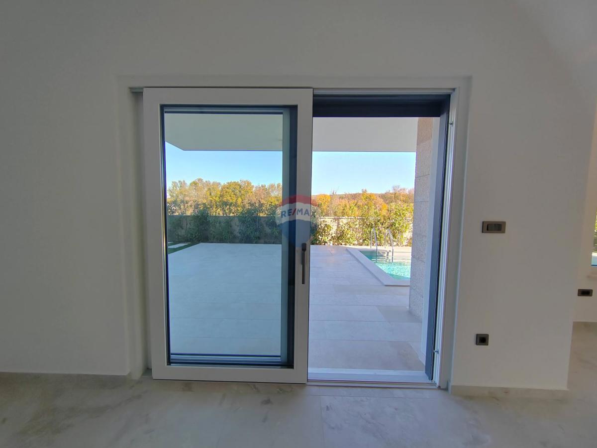 Hiša Malinska, Malinska-Dubašnica, 111m2