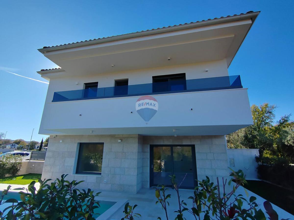 Hiša Malinska, Malinska-Dubašnica, 111m2