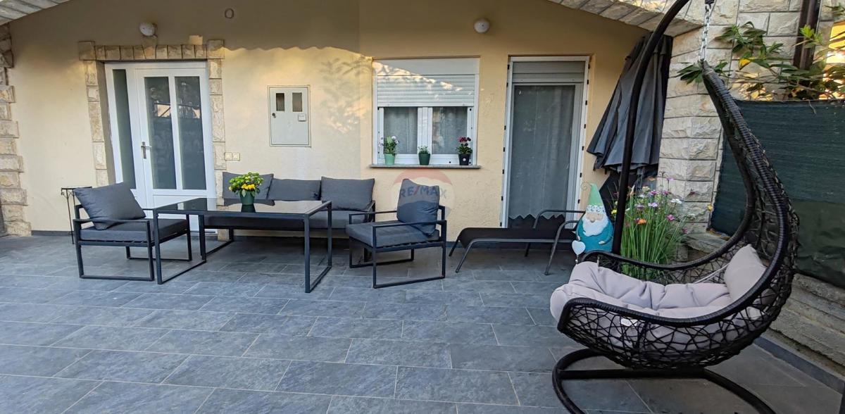 Stanovanje/Apartma Supetarska Draga, Rab, 84m2