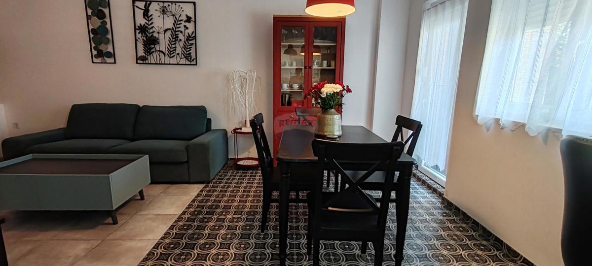 Stanovanje/Apartma Supetarska Draga, Rab, 84m2