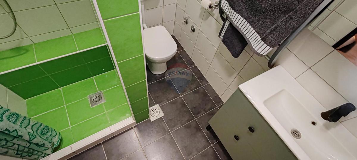Stanovanje/Apartma Supetarska Draga, Rab, 84m2