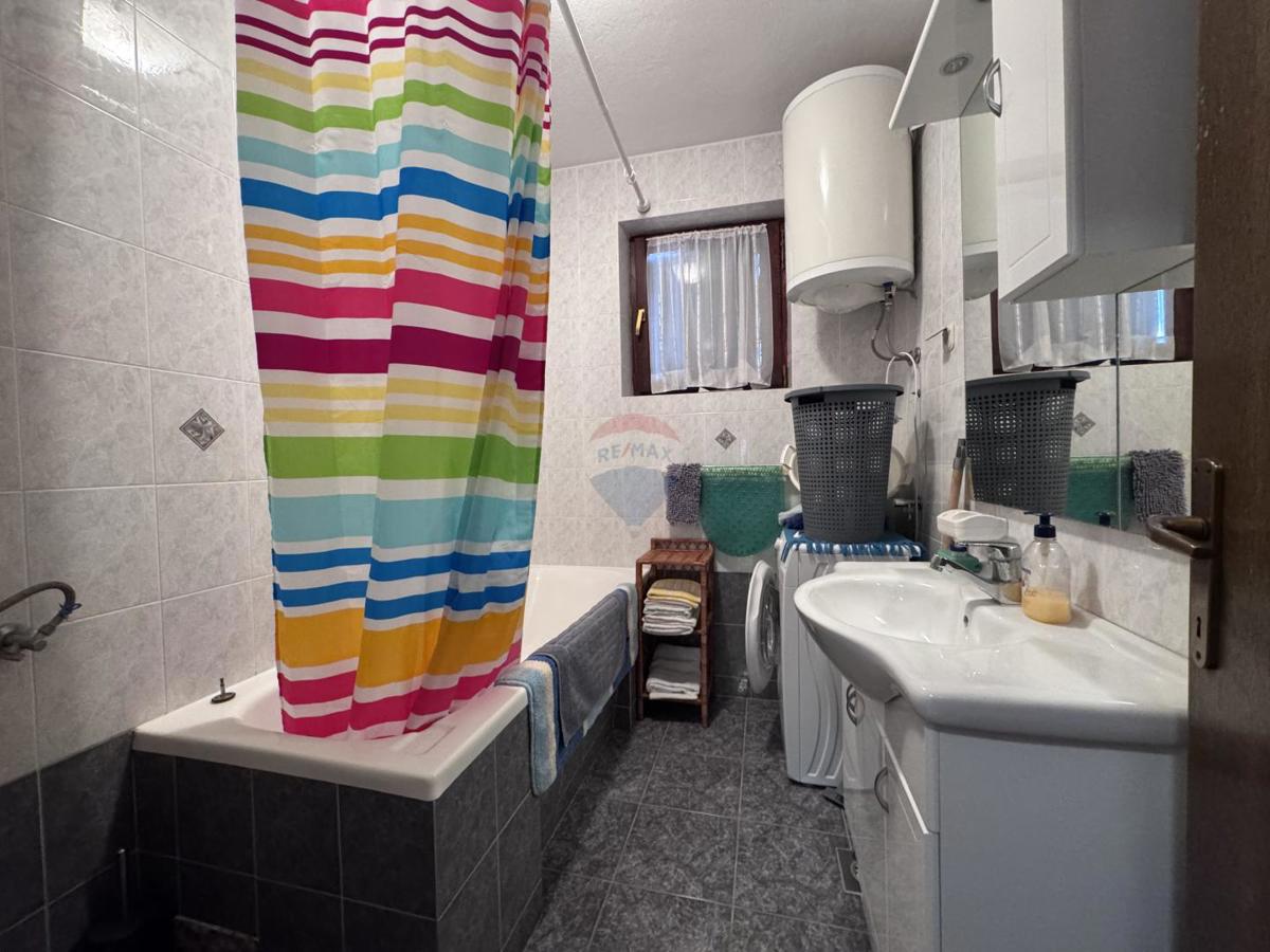 Hiša Malinska, Malinska-Dubašnica, 332m2