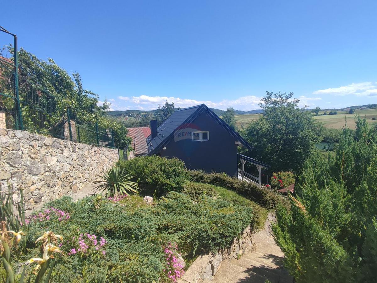 Hiša Cerovac Vukmanićki, Karlovac - Okolica, 68m2
