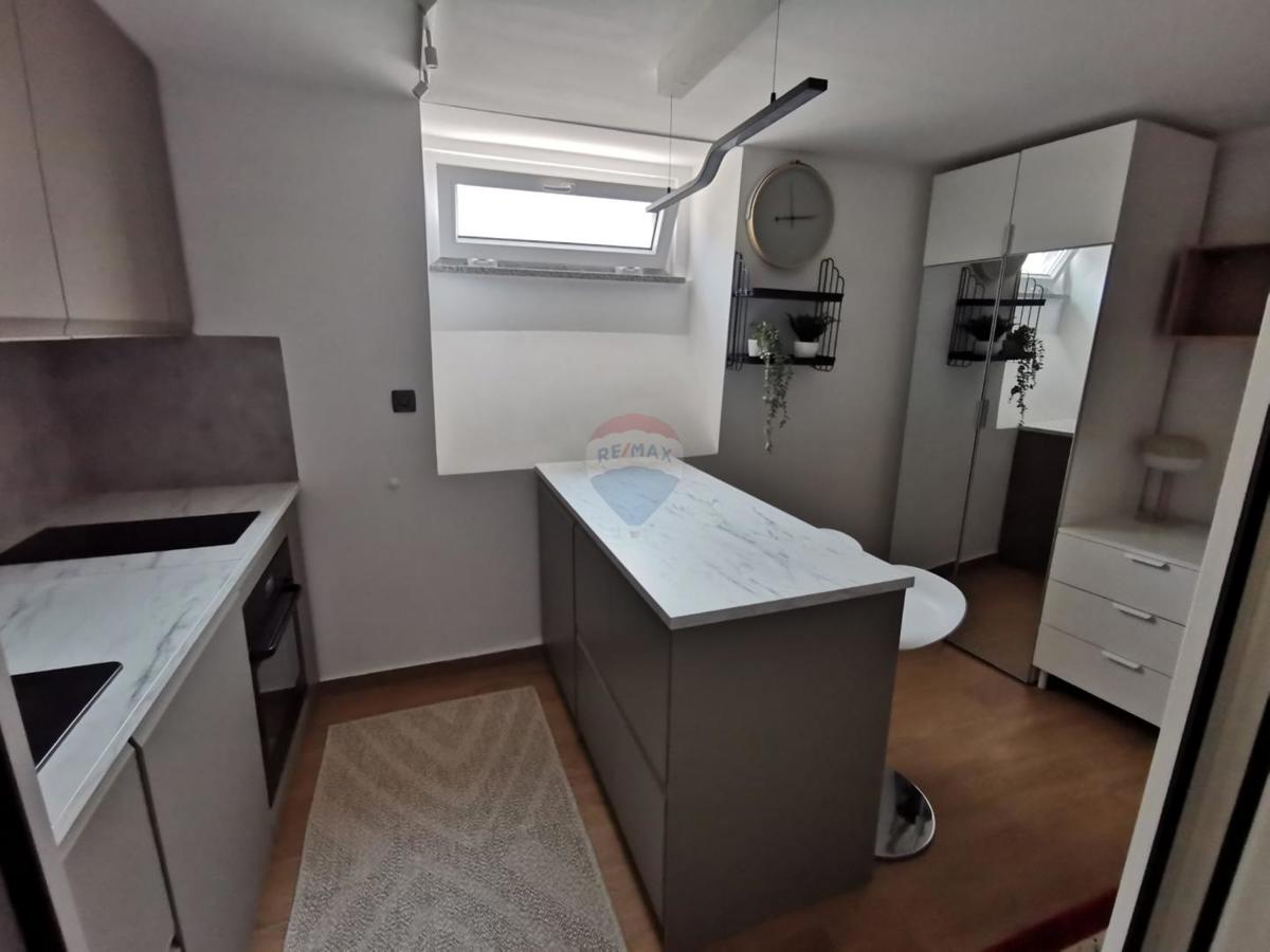 Stanovanje/Apartma Trešnjevka, Trešnjevka - Sjever, 16,80m2