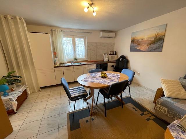 Stanovanje/Apartma Klenovica, Novi Vinodolski, 82m2
