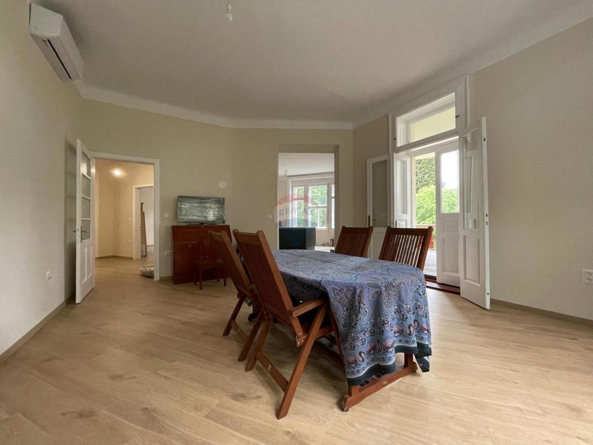 Stanovanje/Apartma Arsenal, Pula, 147,27m2