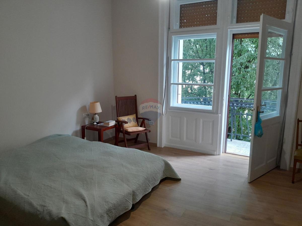 Stanovanje/Apartma Arsenal, Pula, 147,27m2