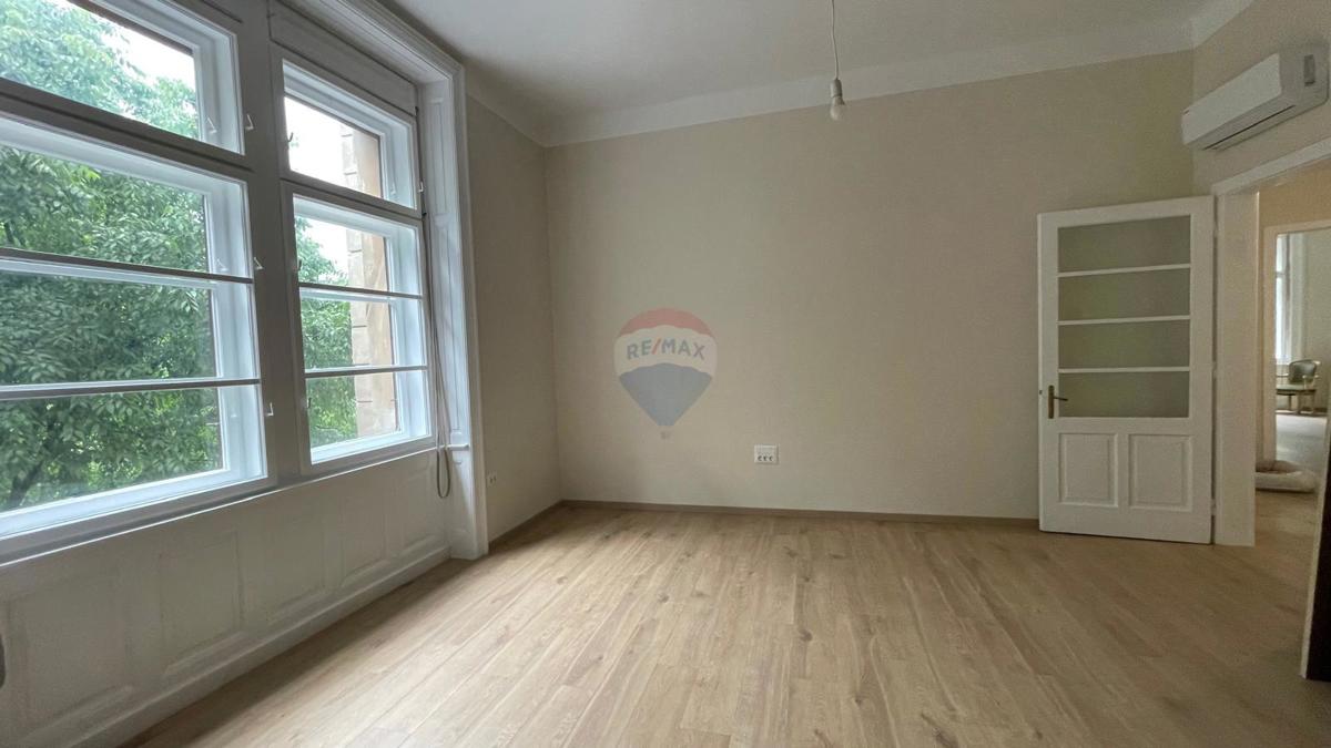 Stanovanje/Apartma Arsenal, Pula, 147,27m2