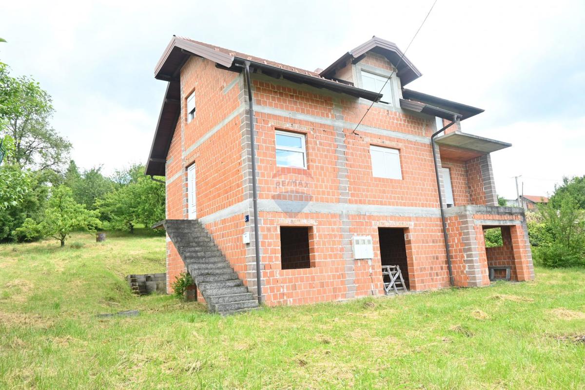 Hiša Vugrovec Donji, Sesvete, 335m2
