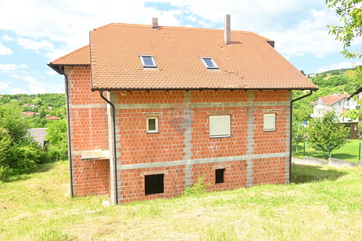 Hiša Vugrovec Donji, Sesvete, 335m2