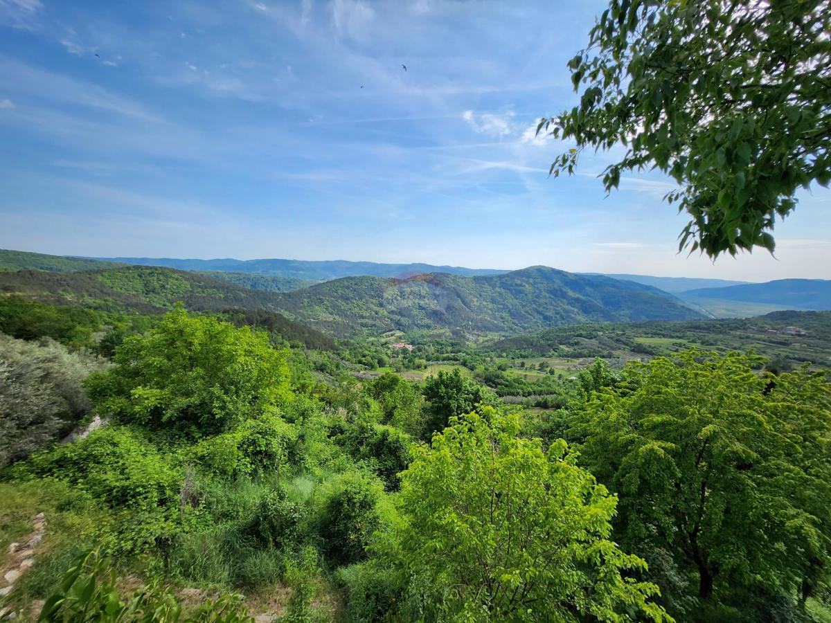 Stavbno zemljišče Sovinjak, Buzet, 36.632m2