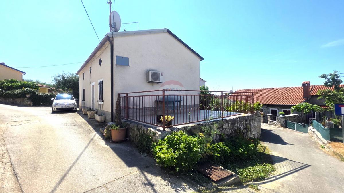 Hiša Brtonigla, 140m2