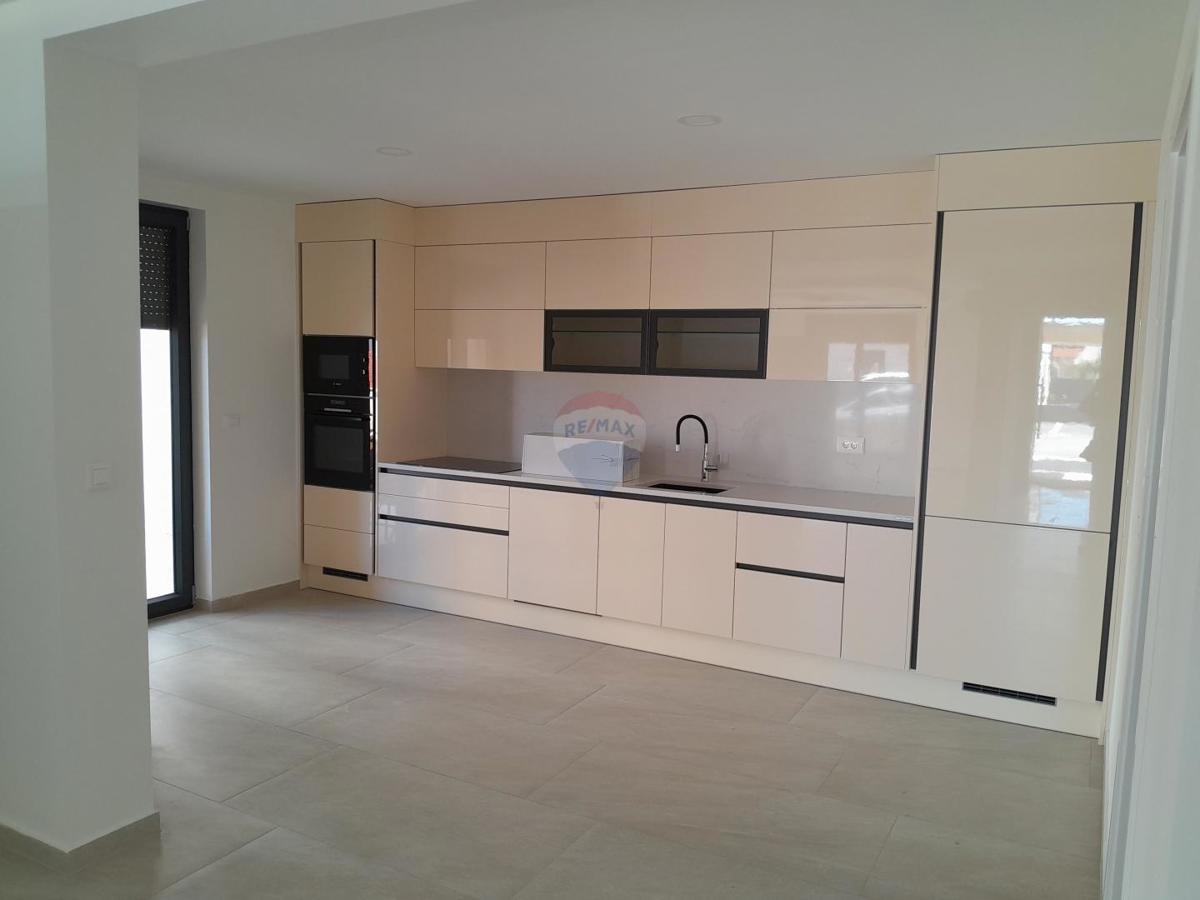 Stanovanje/Apartma Medulin, 190m2
