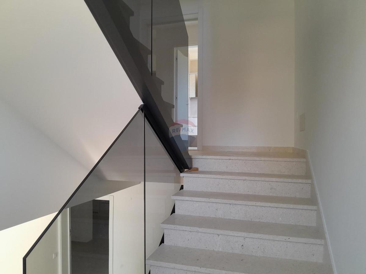 Stanovanje/Apartma Medulin, 190m2