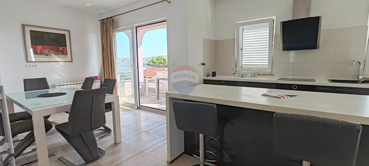 Stanovanje/Apartma Barbat na Rabu, Rab, 95m2