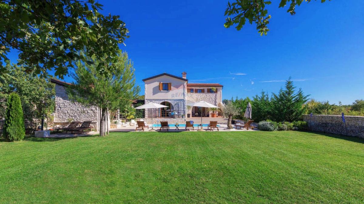Istra, Svetvinčenat – Čudovita vila z bazenom