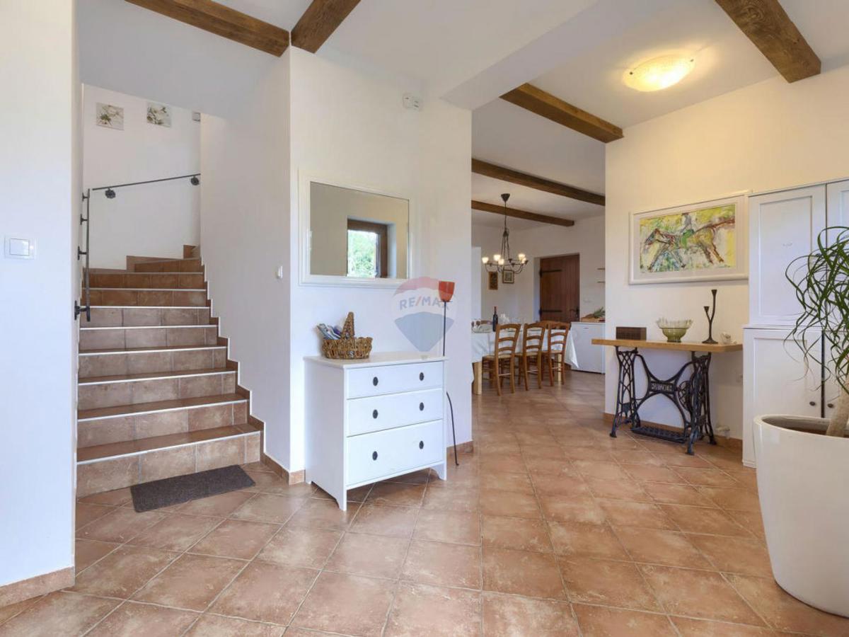 Istra, Svetvinčenat – Čudovita vila z bazenom