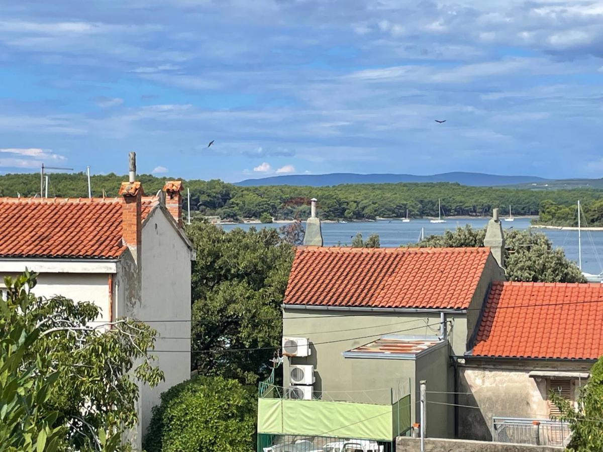 Otok KRK - PUNAT, OČARLJIVA KAMNITA HIŠA - 100 m OD MORJA!