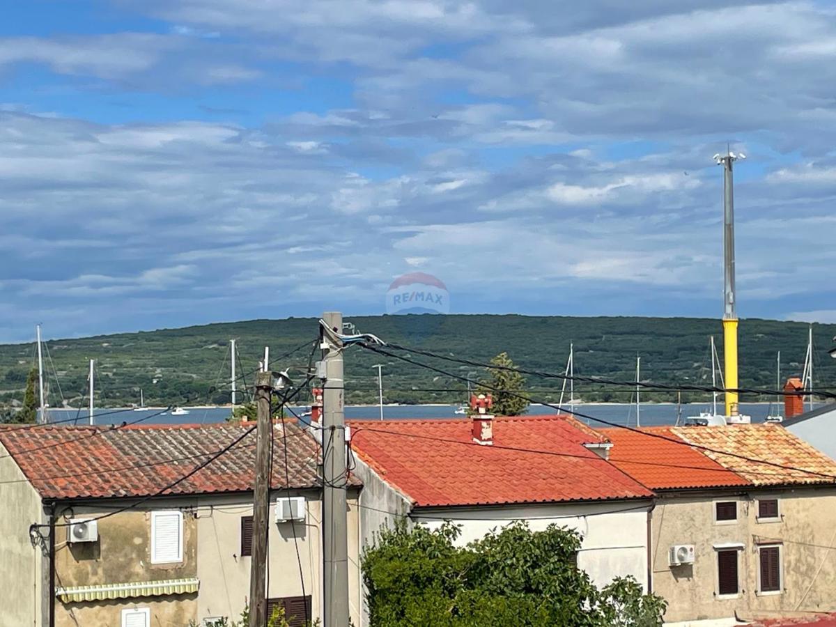 Otok KRK - PUNAT, OČARLJIVA KAMNITA HIŠA - 100 m OD MORJA!