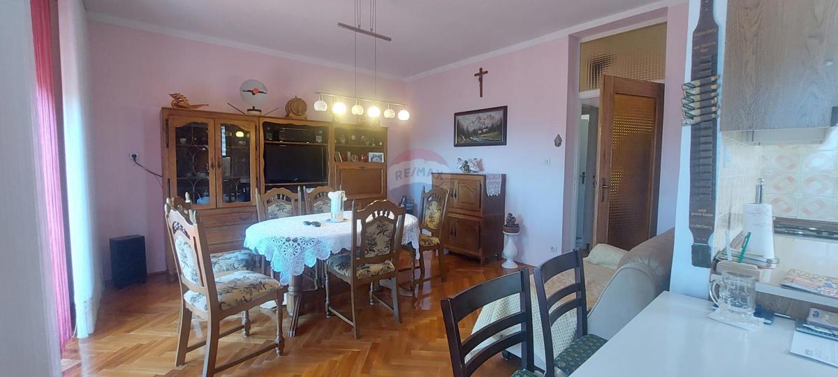 Hiša Bregi, Matulji, 360m2
