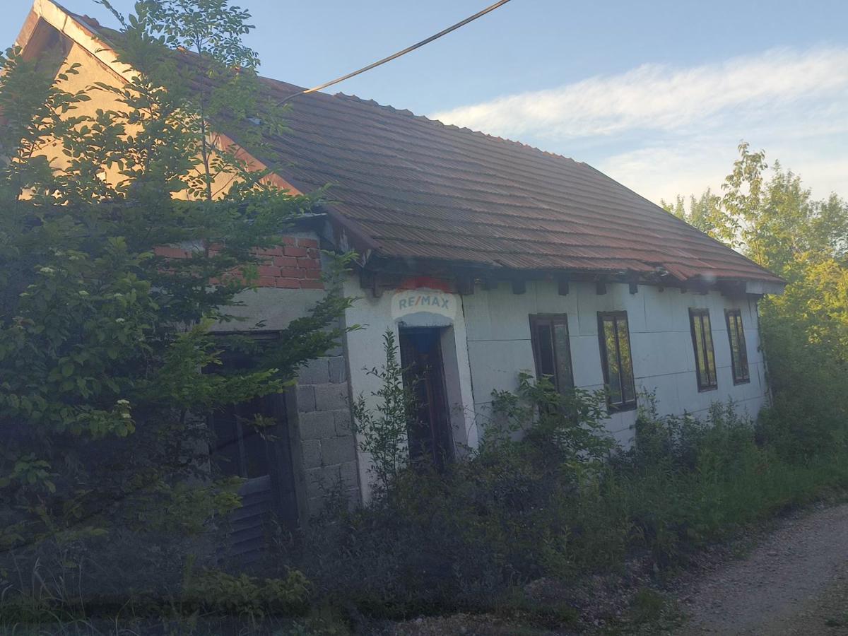 Hiša Kunić, Plaški, 80m2