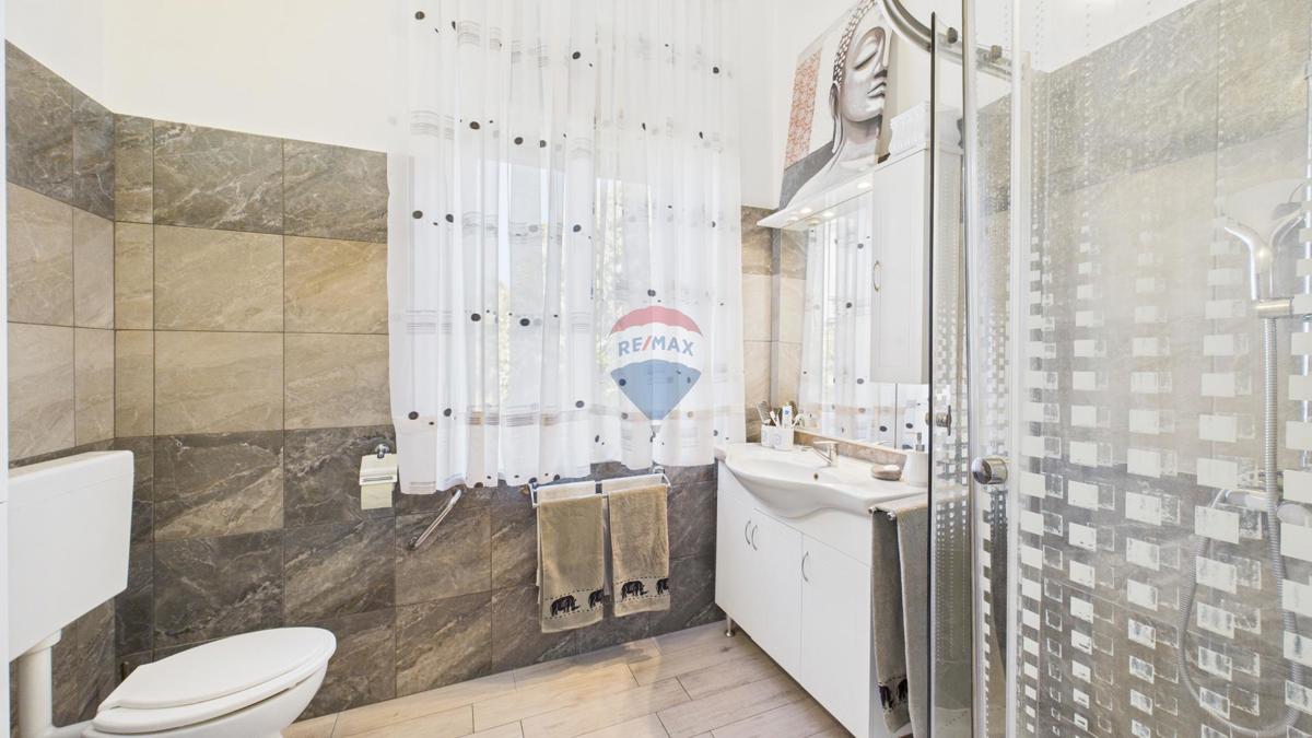 Pulj, center – Stanovanje v avstro-ogrski vili