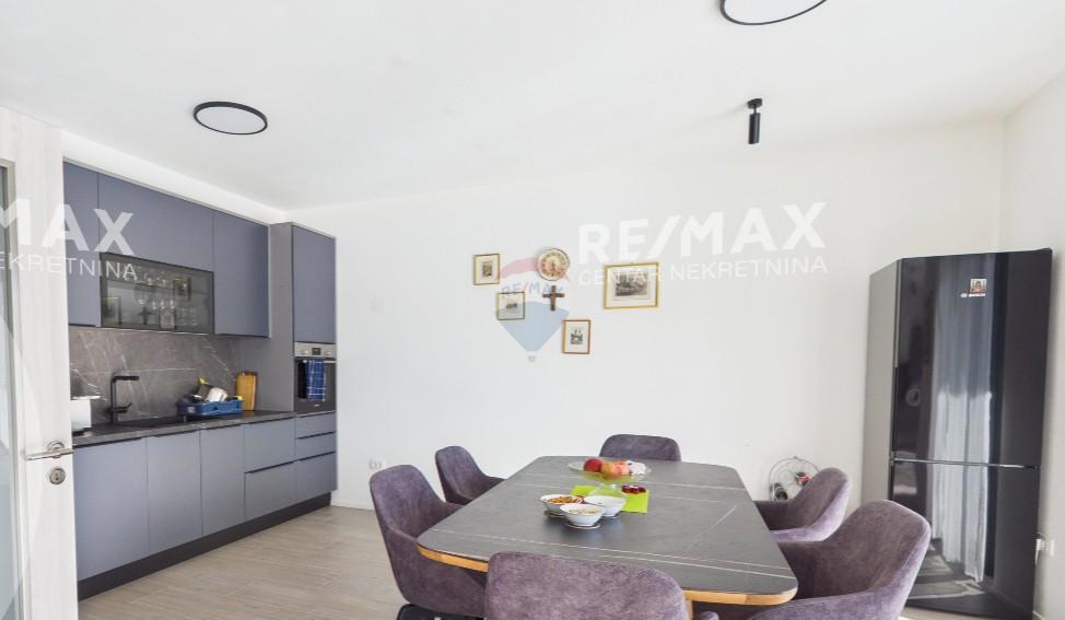 Hiša Rovinjsko Selo, Rovinj, 200m2